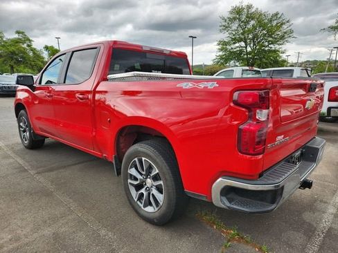 Used 2023 Chevrolet Silverado 1500 LT w/ Leather Package image 6