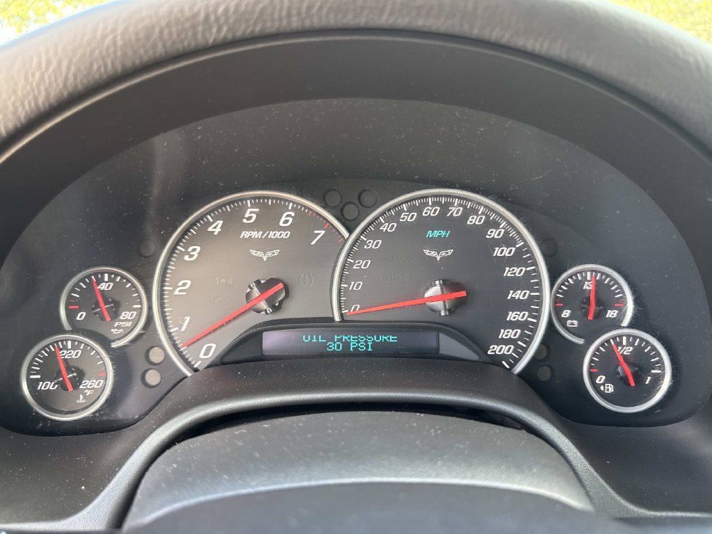 Used 2007 Chevrolet Corvette Convertible w/ Preferred Equipment Group RWD image 21