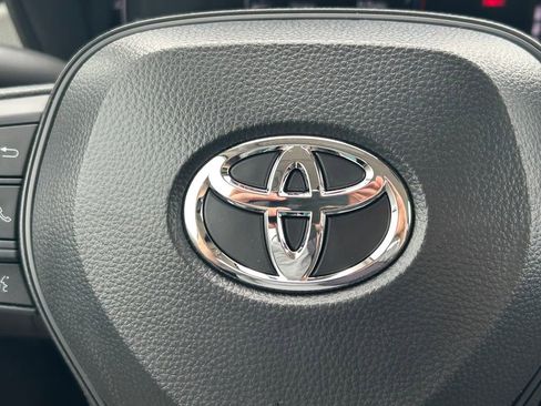 Used 2026 Toyota Corolla LE image 32