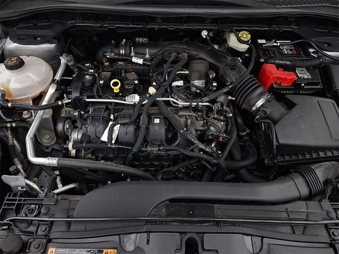 Certified 2022 Ford Escape Titanium image 28