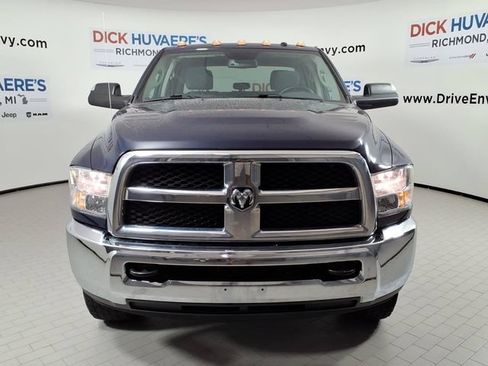 Used 2018 RAM 2500 Tradesman w/ Chrome Appearance Group AWD/4WD image 2