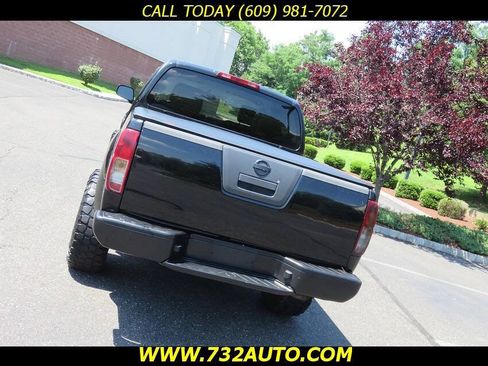 Used 2011 Nissan Frontier S AWD/4WD image 23