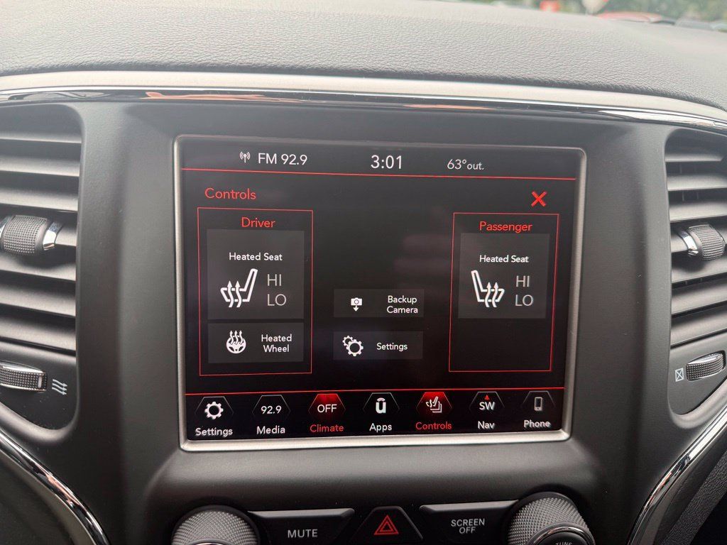 Used 2018 Jeep Grand Cherokee Altitude AWD/4WD image 20