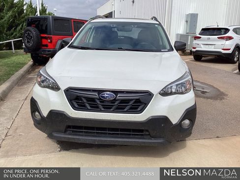 Used 2021 Subaru Crosstrek 2.5i Sport image 2