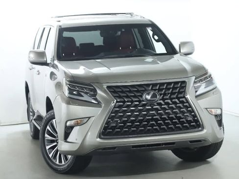 Used 2021 Lexus GX 460 Luxury w/ Accessory Package AWD/4WD image 2