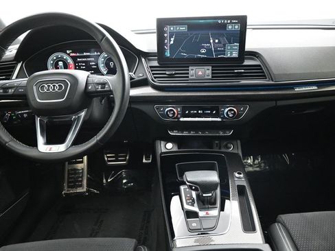 Used 2022 Audi SQ5 Prestige w/ Prestige Package AWD/4WD image 12