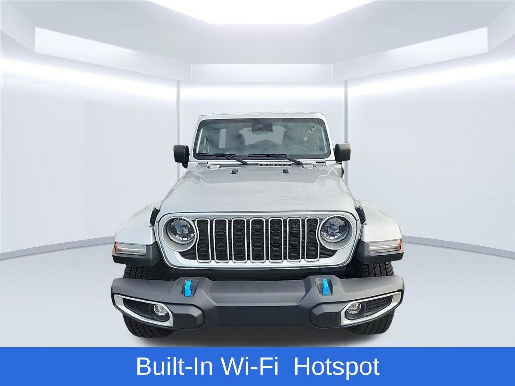 Used 2024 Jeep Wrangler Unlimited Sahara AWD/4WD image 9