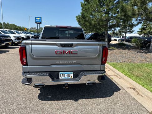 Used 2024 GMC Sierra 1500 SLT w/ SLT Premium Plus Package AWD/4WD image 5