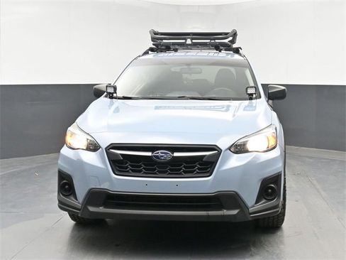 Used 2019 Subaru Crosstrek 2.0i image 3