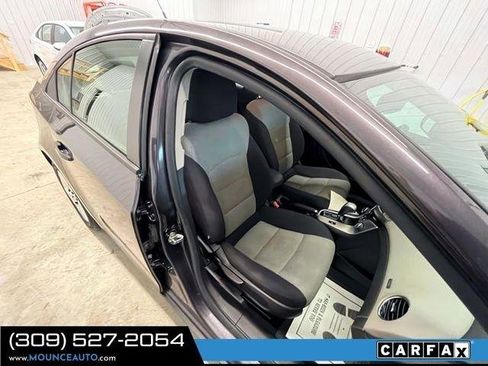 Used 2014 Chevrolet Cruze LS image 6