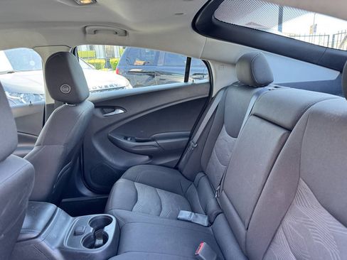 Used 2019 Chevrolet Volt LT FWD image 30