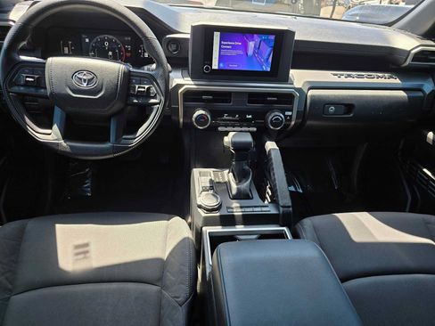 Used 2024 Toyota Tacoma SR5 AWD/4WD image 18