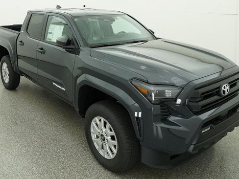 New 2026 Toyota Tacoma SR5 RWD image 16