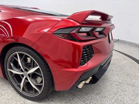 Used 2021 Chevrolet Corvette Stingray w/ Z51 Performance Package image 39