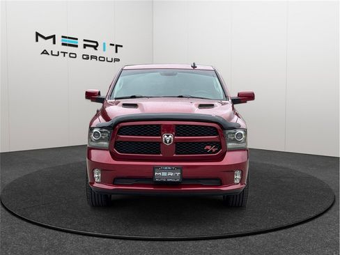 Used 2014 RAM 1500 R/T w/ Convenience Group image 3