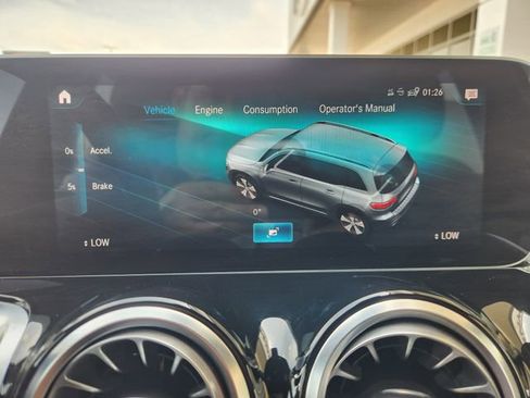 Used 2021 Mercedes-Benz GLB 250 image 16