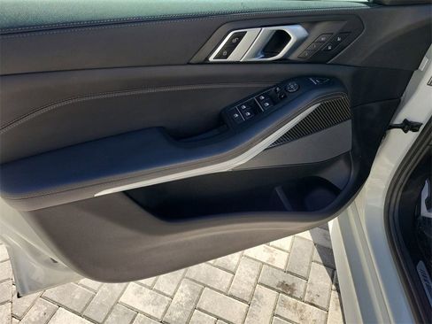 Used 2022 BMW X5 M50i w/ Executive Package image 23