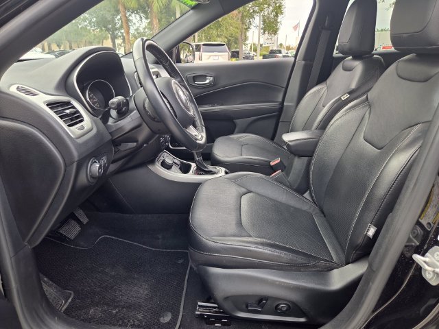 Certified 2021 Jeep Compass Latitude w/ Sun and Sound Group AWD/4WD image 14