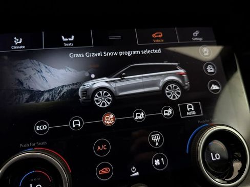 Used 2020 Land Rover Range Rover Evoque R-Dynamic SE AWD/4WD image 30