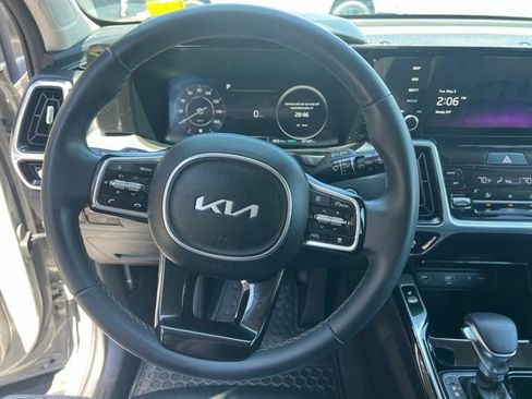 Used 2023 Kia Sorento SX FWD image 10