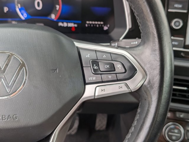 Used 2024 Volkswagen Jetta SE FWD image 21