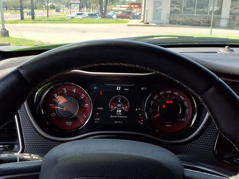 Used 2015 Dodge Challenger SRT Hellcat RWD image 11