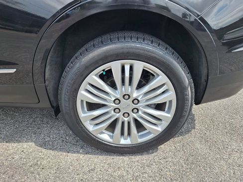 Used 2018 Cadillac XT5 Premium Luxury FWD image 27