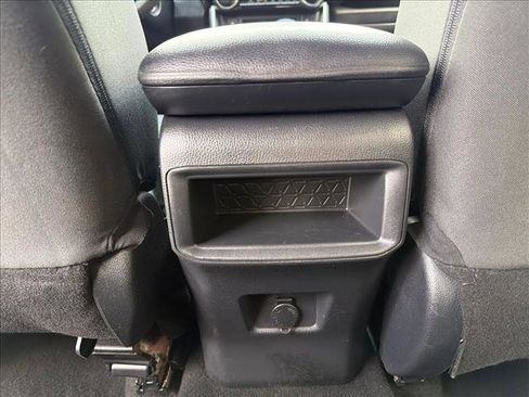 Used 2019 Toyota RAV4 LE image 22