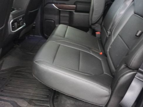 Used 2019 GMC Sierra 1500 SLT w/ SLT Premium Plus Package AWD/4WD image 15