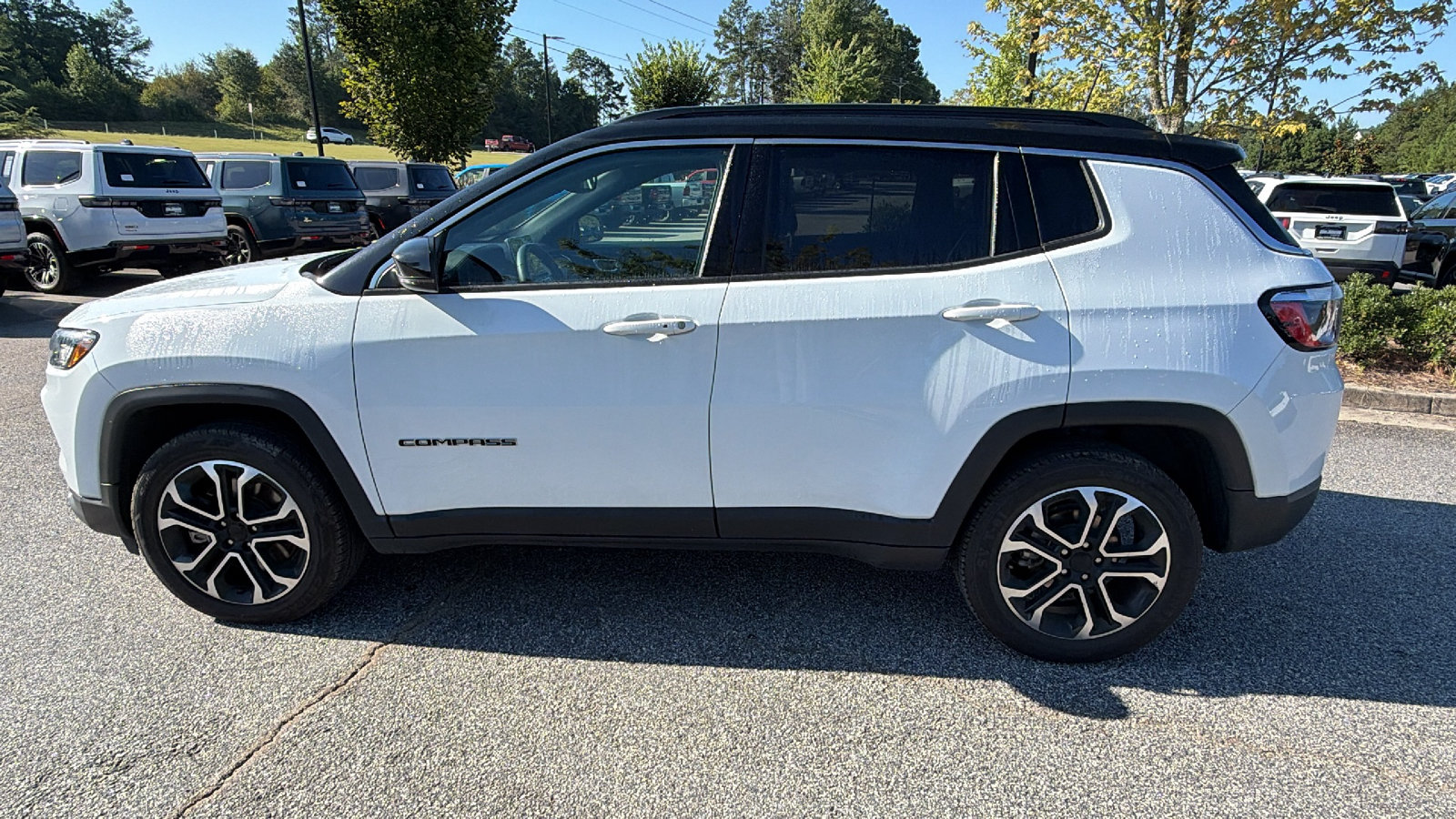 Used 2024 Jeep Compass Limited AWD/4WD image 11