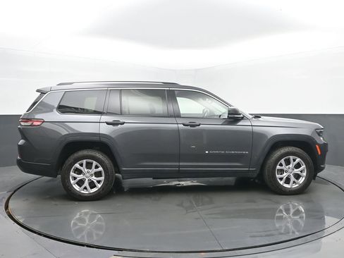 Used 2022 Jeep Grand Cherokee L Limited AWD/4WD image 6
