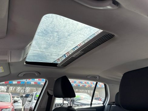 Used 2013 Volkswagen Golf TDI image 22