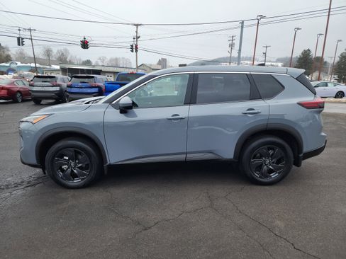 New 2026 Nissan Rogue SV image 5