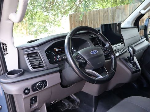 Used 2022 Ford Transit 250 148 High Roof Extended AWD w/ Parcel Delivery Package image 18
