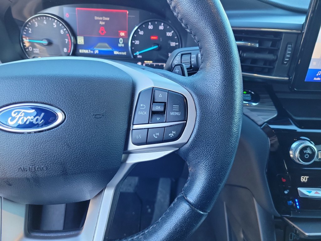 Used 2021 Ford Explorer Limited w/ Equipment Group 301A AWD/4WD image 29