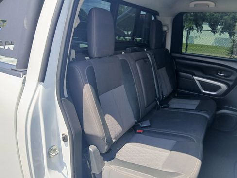 Used 2022 Nissan Titan SV w/ SV Convenience Package RWD image 65