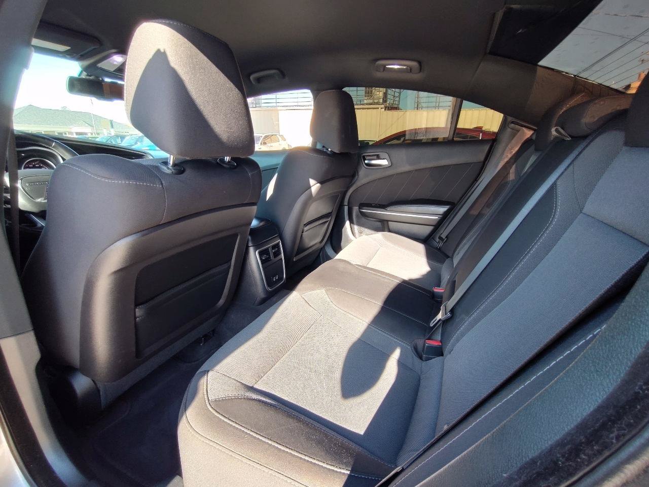Used 2015 Dodge Charger SXT RWD image 36