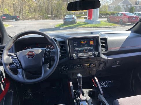 Certified 2023 Nissan Frontier PRO-4X w/ Technology Package AWD/4WD image 11
