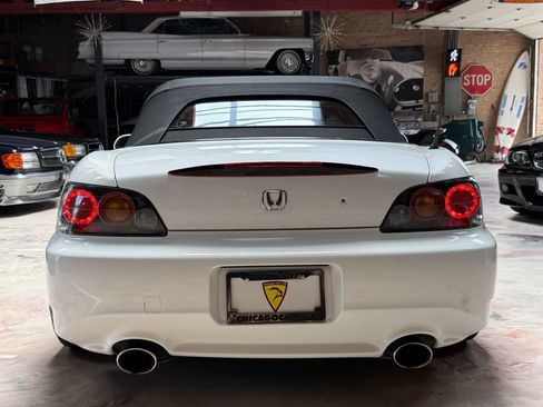 Used 2004 Honda S2000 image 8