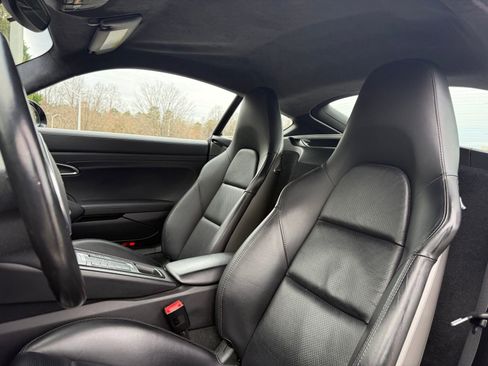 Certified 2015 Porsche Cayman GTS image 5