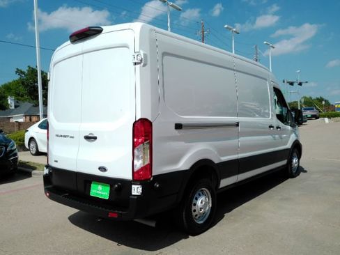 Used 2024 Ford Transit 250 148 Medium Roof Extended AWD image 10
