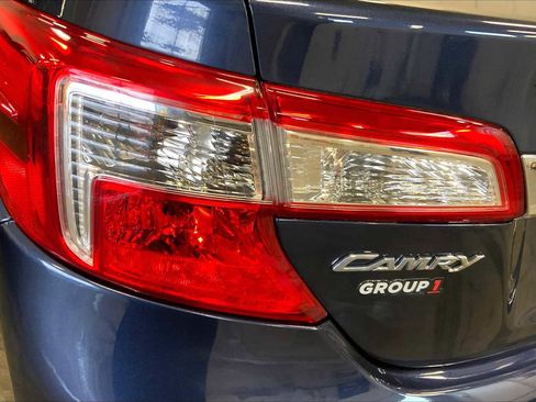 Used 2014 Toyota Camry XLE w/ Leather Package image 29