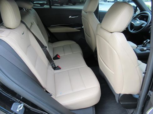Certified 2024 Cadillac XT4 Luxury w/ Cold Weather Package FWD image 30