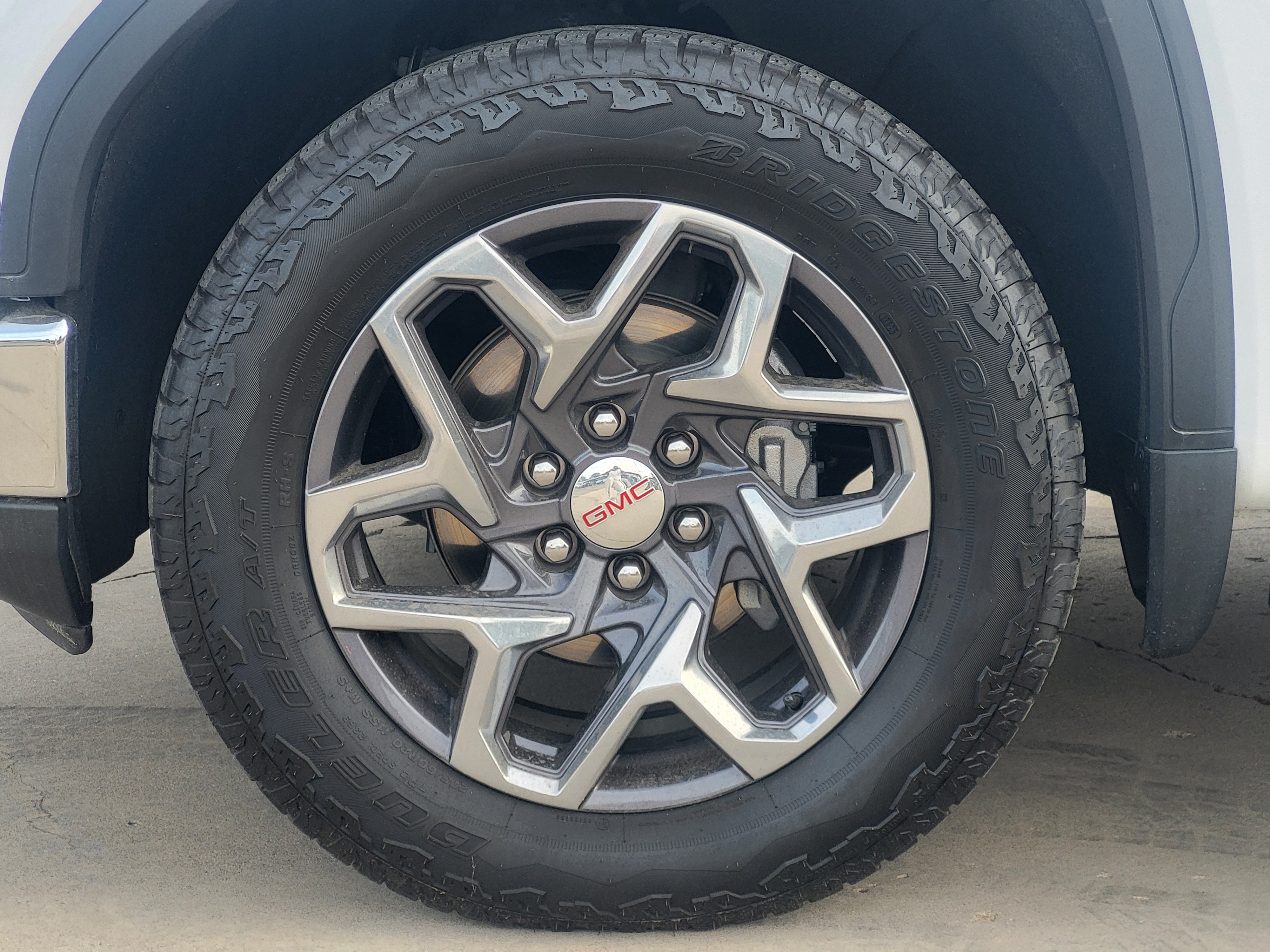 Used 2022 GMC Sierra 1500 SLT w/ SLT Premium Plus Package AWD/4WD image 10