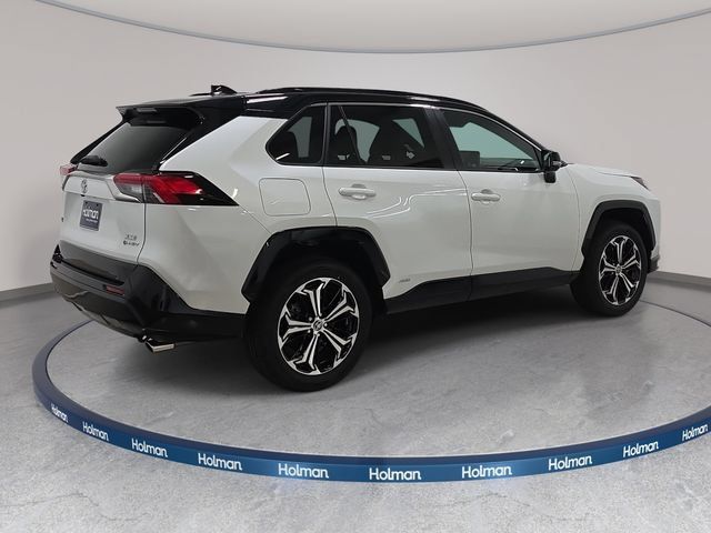 Certified 2025 Toyota RAV4 XSE w/ Weather Package AWD/4WD image 5