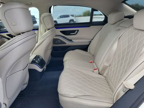 Used 2021 Mercedes-Benz S 580 4MATIC Sedan image 22