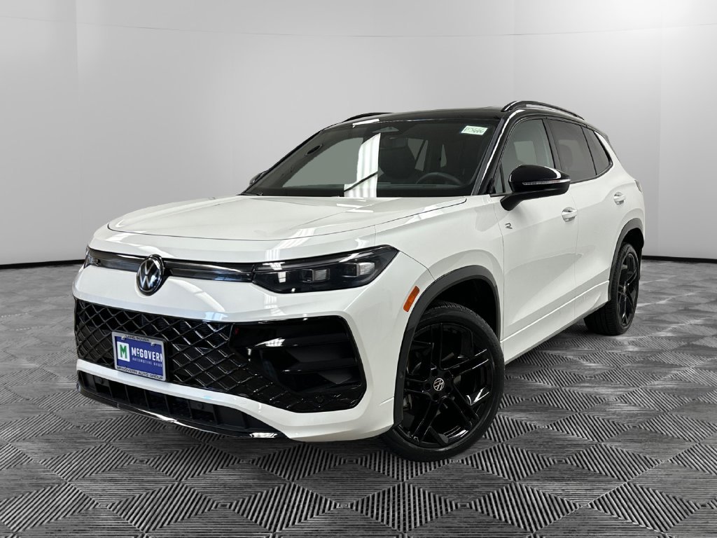 Used 2026 Volkswagen Tiguan SE R-Line AWD/4WD image 1
