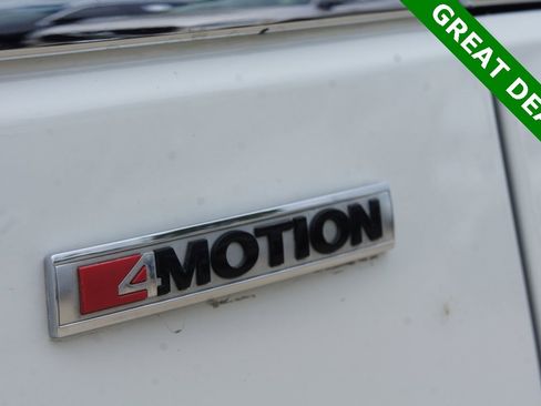 Used 2021 Volkswagen Atlas SEL Premium w/ MDO Package (Bench Seat) image 9