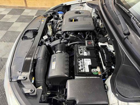 Used 2018 Hyundai Elantra SEL FWD image 30