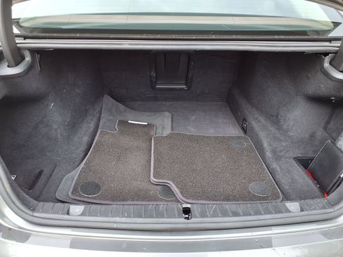 Used 2018 BMW 740i RWD image 9